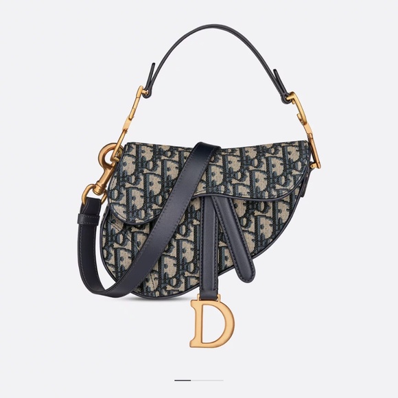 Authentic Mini DIOR saddle bag - Final Price. - Picture 1 of 3